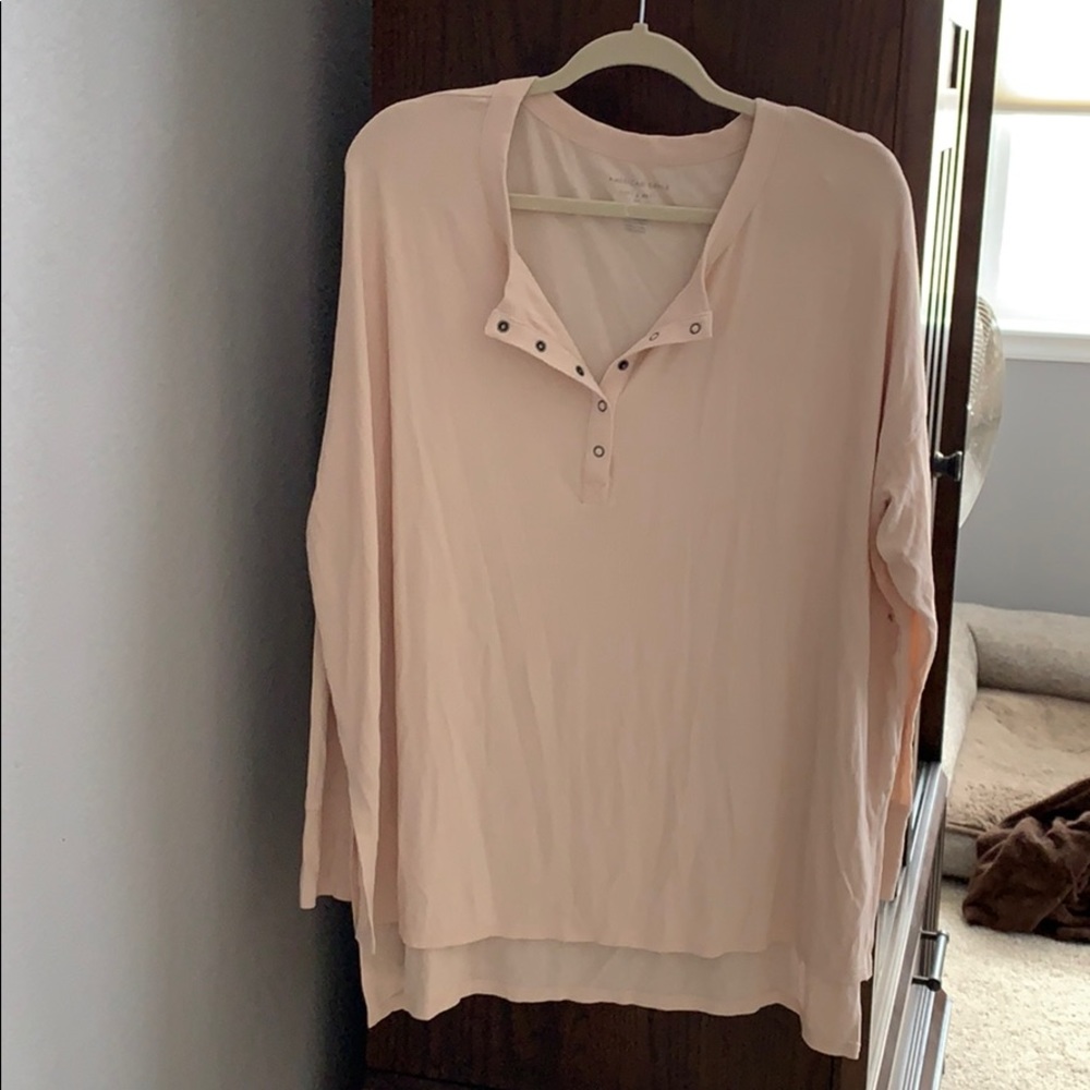 BNWT American Eagle soft button up Henley